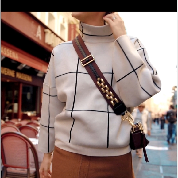 Chicwish turtleneck grid sweater - Picture 6 of 9